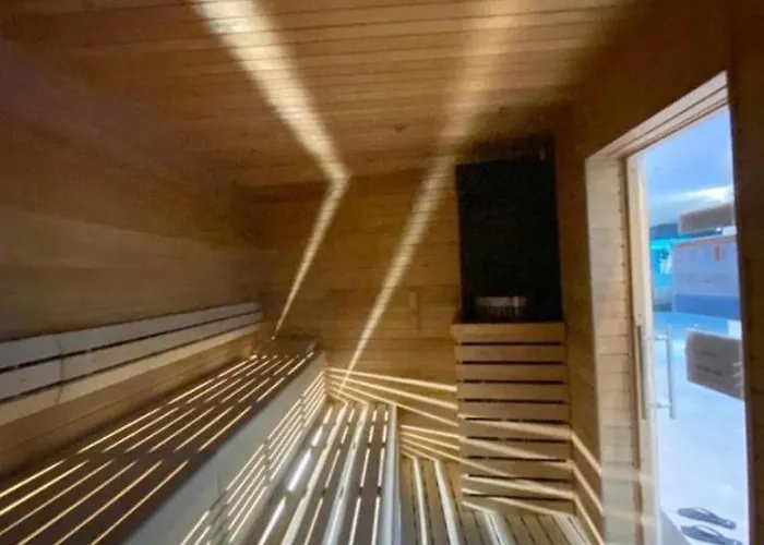 Hanza Tower Bohemia 23 Pool & Jacussi & Sauna * Szczecin