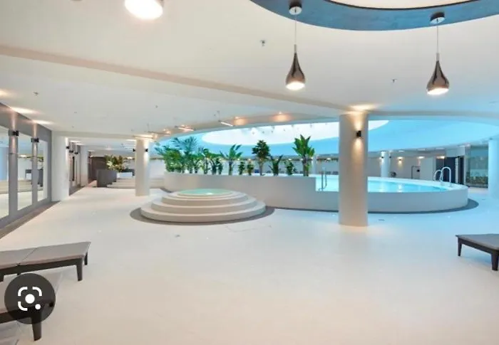 Hanza Tower Bohemia 23 Pool & Jacussi & Sauna Apartament *